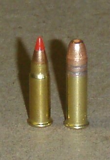 Soubor:Rimfire 17HM2 22LR.jpg