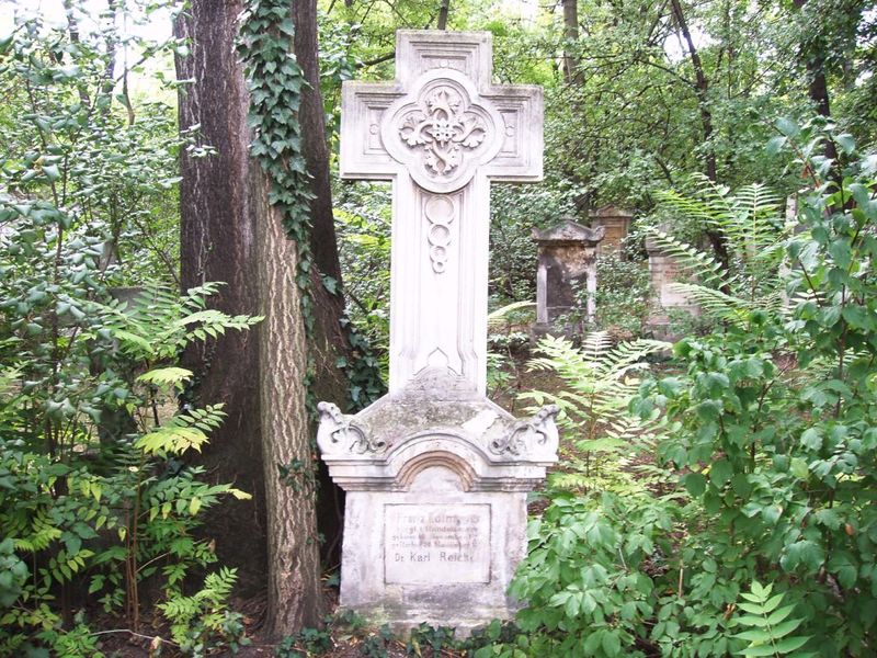 Soubor:Marx cemetery 025.jpg