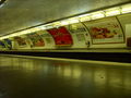 Saint-Ambroise métro de Paris.jpg