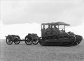 18pdrTowedbyDragonMediumTractor1923.jpg