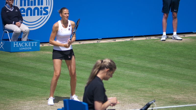 Soubor:Ladies Finals at Eastbourne-Flickr.jpg