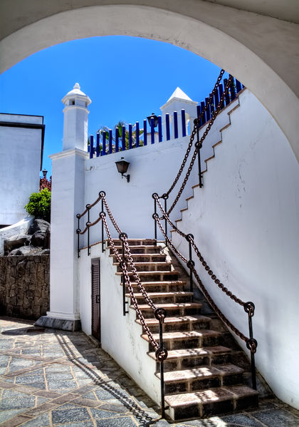 Soubor:White-Blanco, Lanzarote HDR.jpg