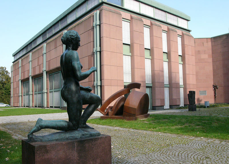 Soubor:Mannheim-Kunsthalle.JPG