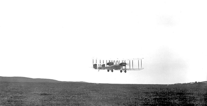 Soubor:Alcockandbrown takeoff1919.jpg