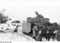 Bundesarchiv Bild 101I-277-0835-29, Russland, Panzer IV und Infanterie.jpg