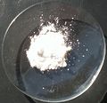 Caesium carbonate.jpg