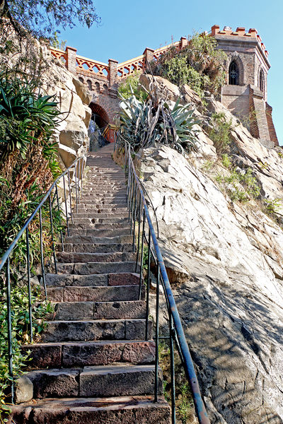 Soubor:Chile-03816-Castillo Hidalgo-DJFlickr.jpg