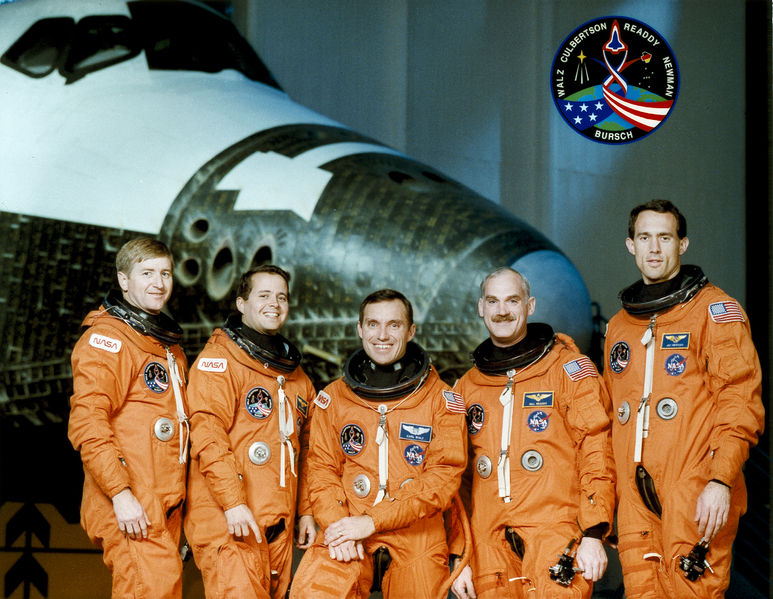 Soubor:STS-51-crew.jpg