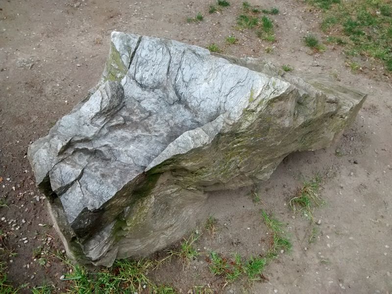 Soubor:Phyllite in Andorra.jpg