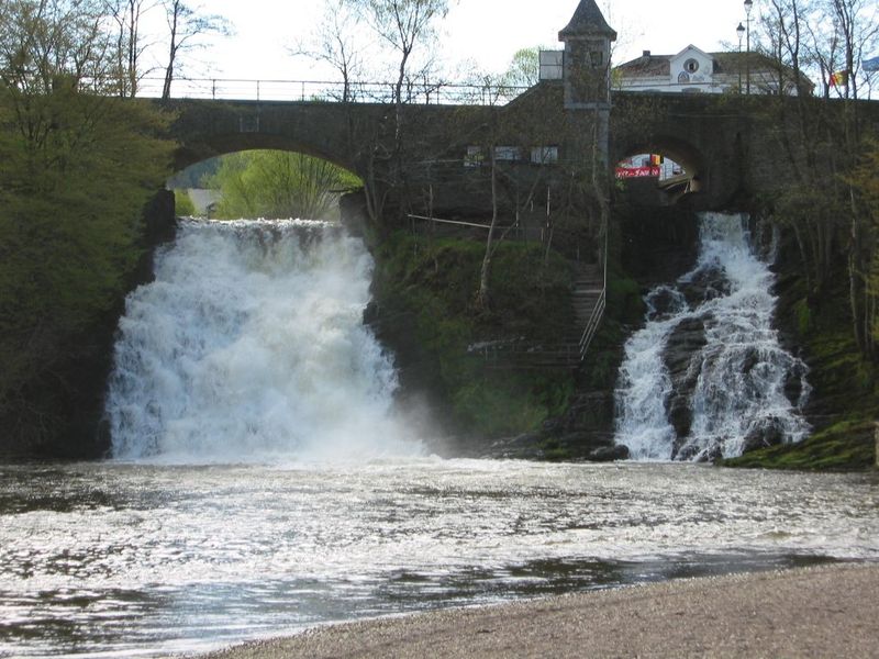 Soubor:Waterfalls of coo belgium.jpg