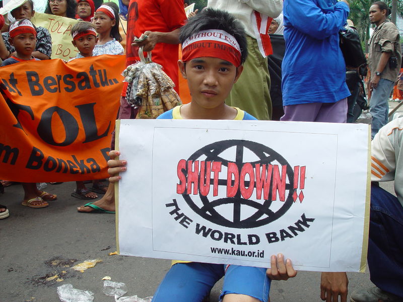 Soubor:Worldbank protest jakarta.jpg