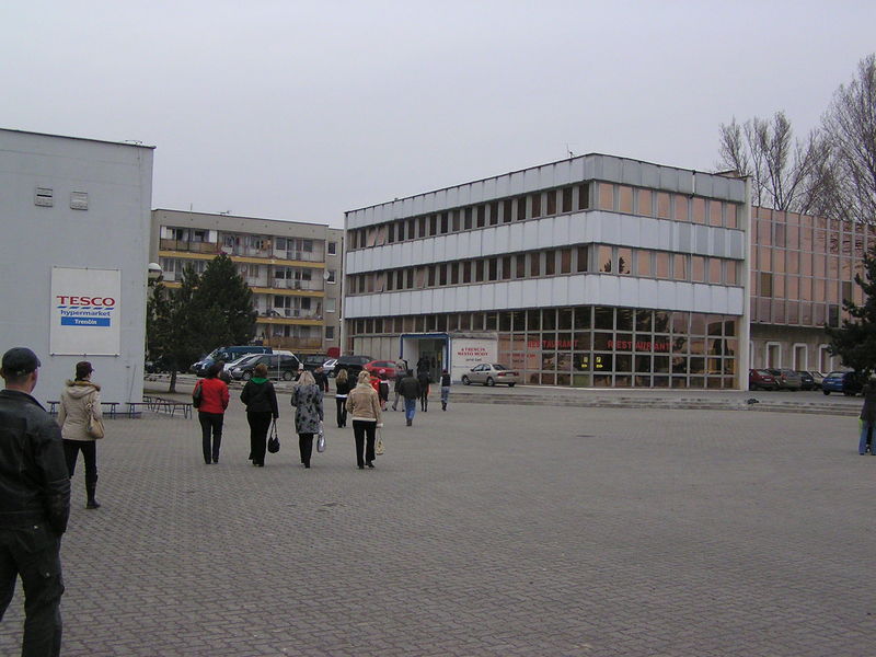 Soubor:TRENCIN2008-10.jpg