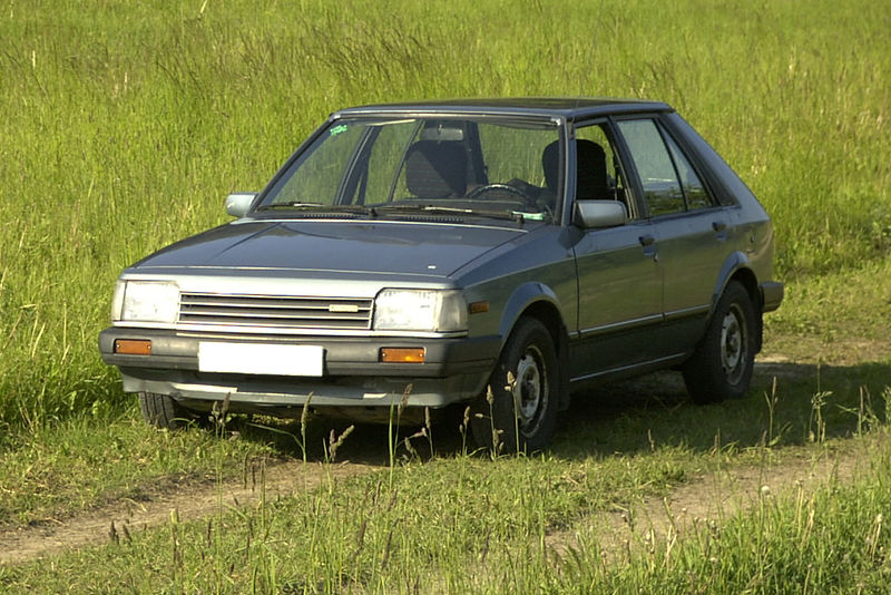 Soubor:Mazda 323 BD1.jpg