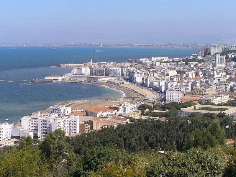 Soubor:Algiers coast.jpg