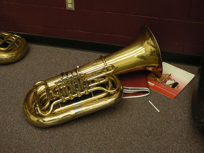 Soubor:Tuba.JPG