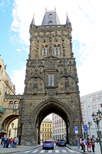 Soubor:Czech-04113-Powder Tower-DJFlickr.jpg