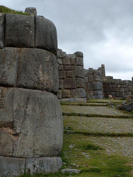 Soubor:Sacsayhuaman (pixinn.net).jpg