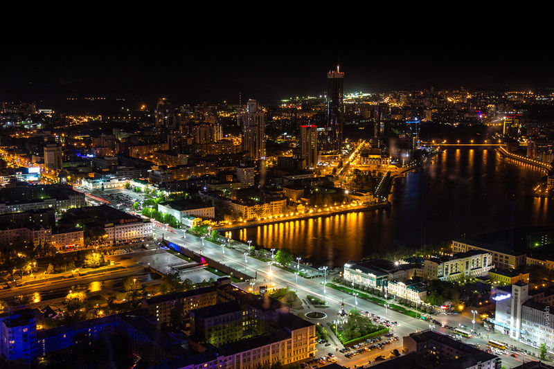 Soubor:Night City-RU-2014-Flickr.jpg