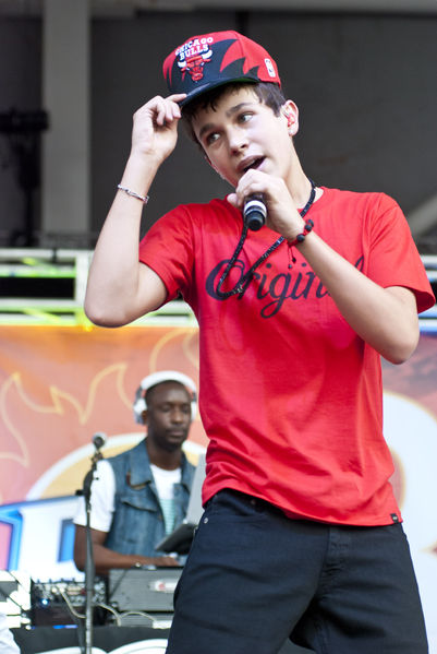 Soubor:Austin-Mahone B96 Summerbash 2012-06-16.jpg