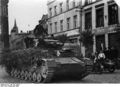 Bundesarchiv Bild 183-E10524, Polen, Panzer IV in einer Stadt.jpg