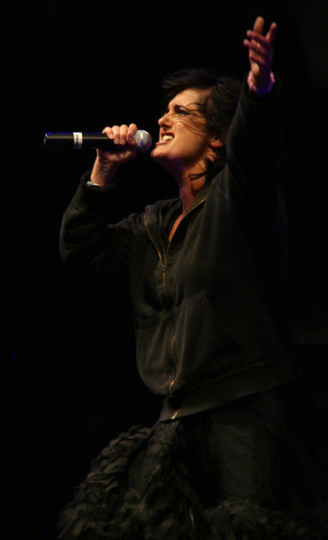 Soubor:Kosheen Sian Evans Wien2008.jpg