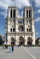 Facade-notre-dame-paris-ciel-bleu.JPG