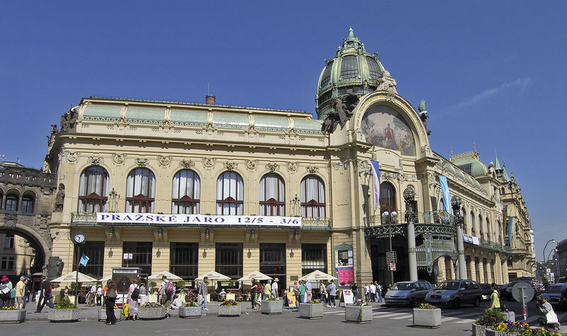 Soubor:Prag obecni dûm gemeindehaus.jpg