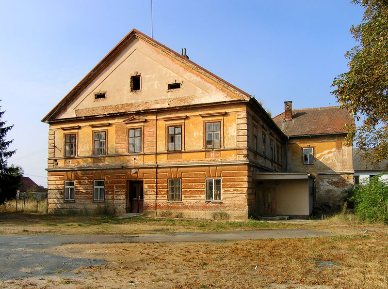 Soubor:Kunčice, castle.jpg