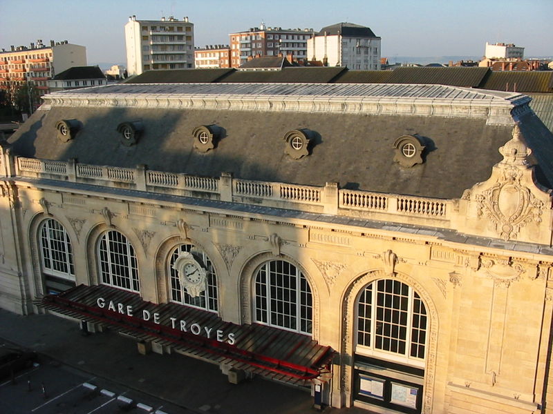 Soubor:Gare de Troyes.jpg