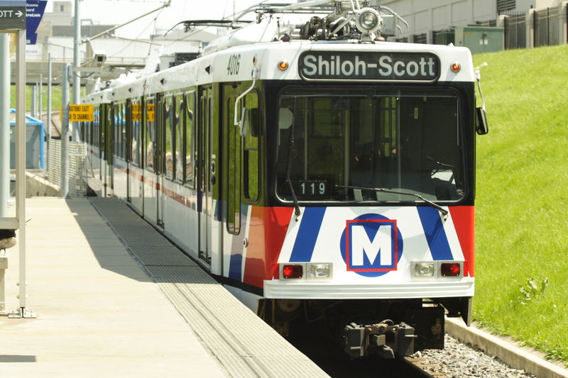 Soubor:St Louis Metrolink train.jpg