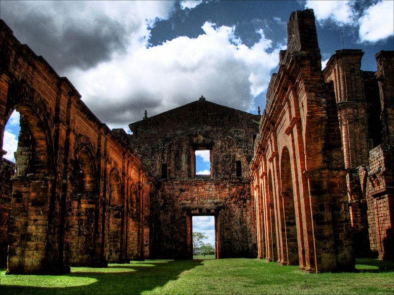 Soubor:Catedral.de.São.Miguel.Arcanjo.jpg