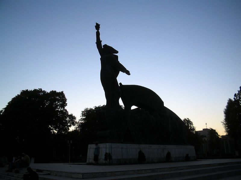 Soubor:Statuia Libertatii Constanta.jpg