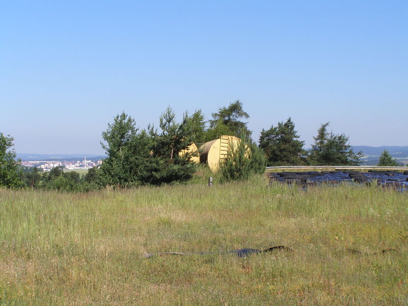 Soubor:Pozdatky waste dump trebic.jpg