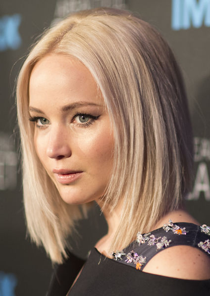 Soubor:Jennifer Lawrence in 2016.jpg