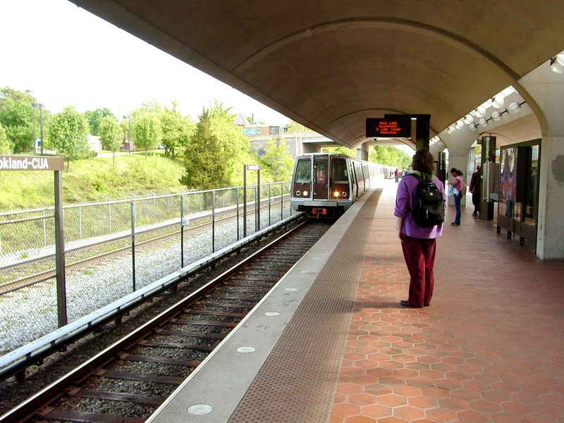 Soubor:Brookland-CUA Station 2.jpg