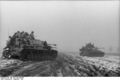 Bundesarchiv Bild 101I-708-0300-06, Russland-Süd, Panzer IV mit Infanterie auf Feld.jpg