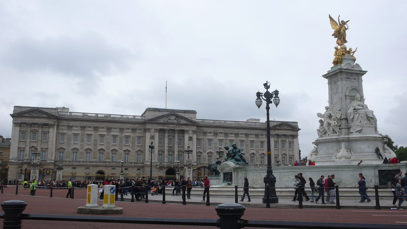 Soubor:Buckingham palace1.jpg