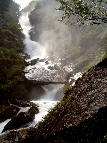 Soubor:Waterval Ova Fedoz.jpg