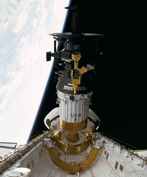 Soubor:Galileo probe deployed (large).jpg