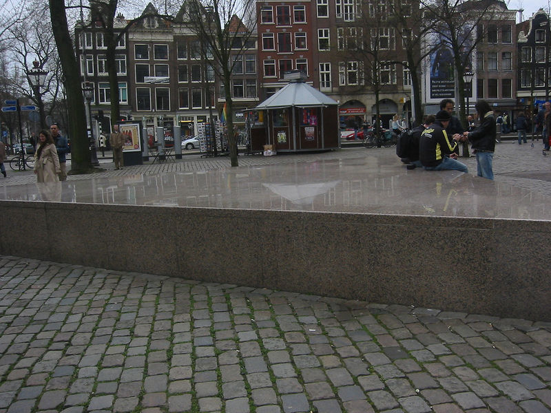 Soubor:Amsterdam-Homomonument-02.jpg