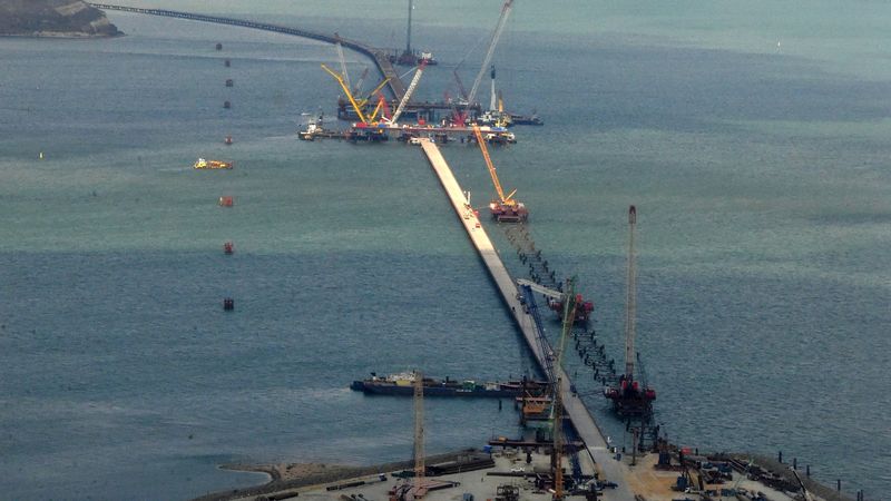 Soubor:Строительство транспортного перехода через Керченский пролив (сентябрь 2016).jpg