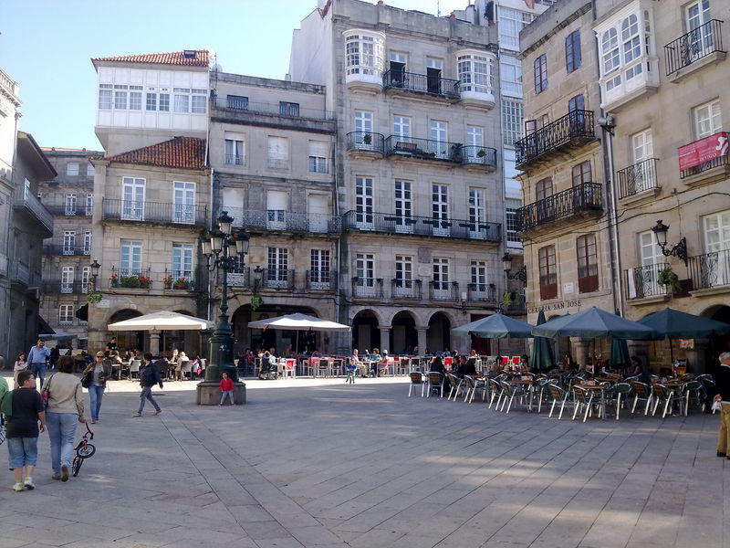 Soubor:Barrio Viejo, Vigo.jpg