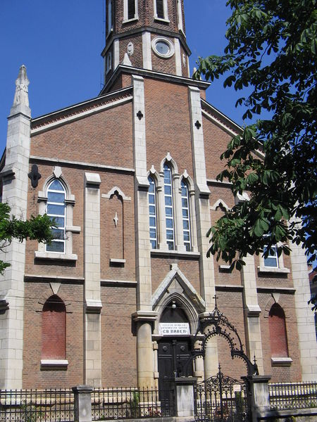 Soubor:Rousse-Roman-Catholic-church.JPG