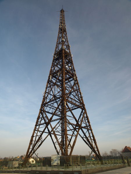 Soubor:Wooden radio tower 2011.jpg