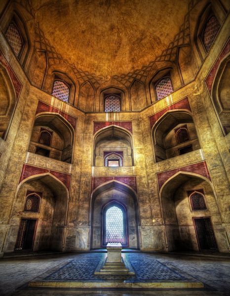 Soubor:Tomb of Humayun T-R-HDR.jpg