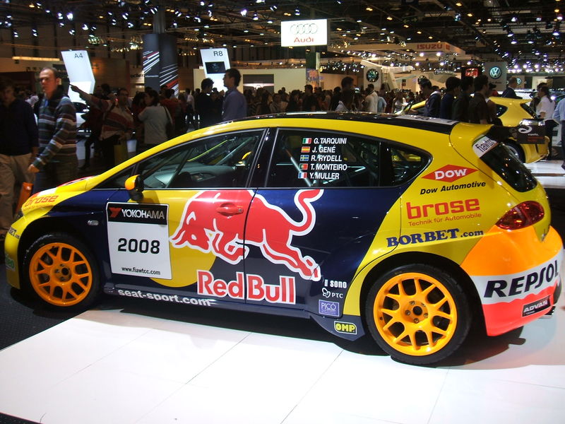 Soubor:SEAT Leon Mk2 WTCC side.jpg