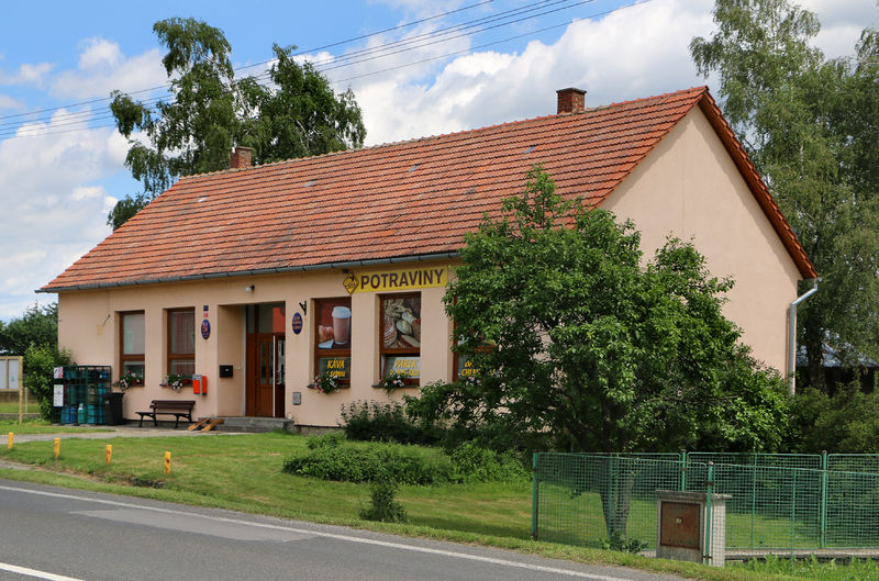 Soubor:Hladov, municipal office.jpg