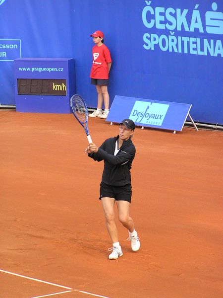 Soubor:MNavratilova-BStrycova-ECM-2006-14.jpg