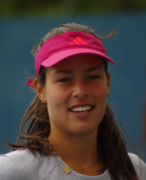 Soubor:ANA IVANOVIC-01-Flickr2012.jpg