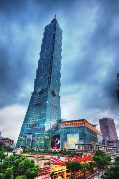 Soubor:Taipei 101 HDR.jpg